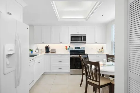 221 NE Plantation Road Hutchinson Island FL 34996