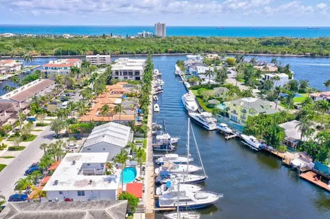 2724 NE 14th Street Fort Lauderdale FL 33304