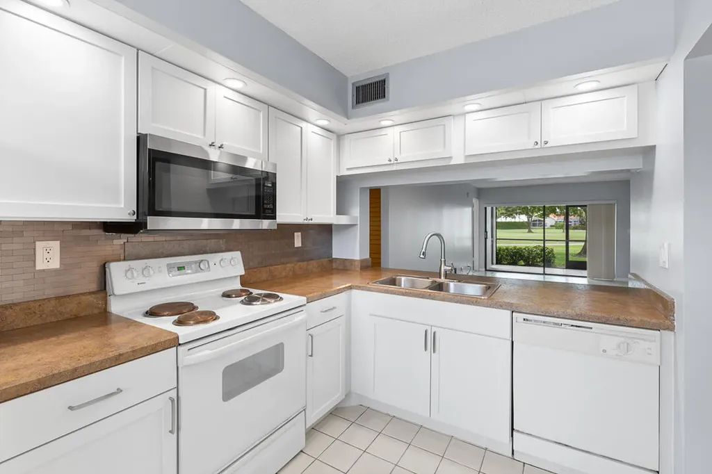 12962 Briarlake Drive Palm Beach Gardens FL 33418