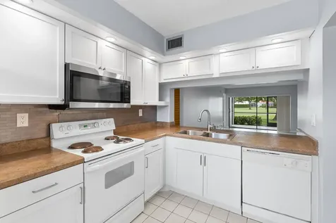 12962 Briarlake Drive Palm Beach Gardens FL 33418
