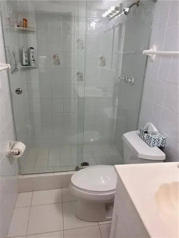 4025 N Federal Highway Oakland Park FL 33308