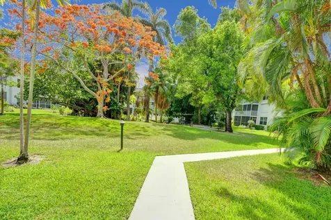 4025 N Federal Highway Oakland Park FL 33308