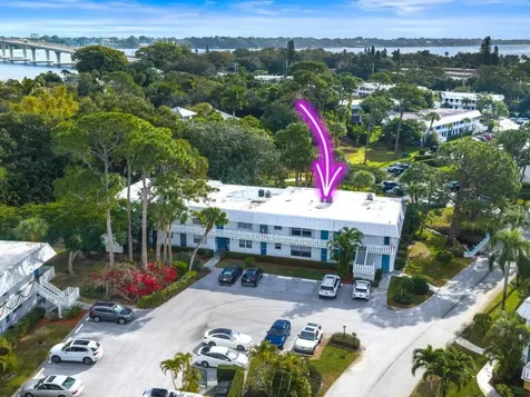 2929 SE Ocean Boulevard Stuart FL 34996