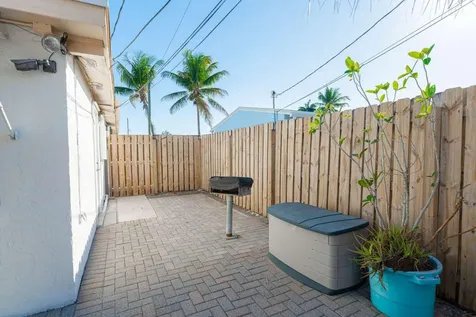 3110 Scanlan Avenue Lake Worth FL 33461