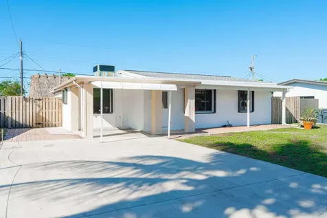 3110 Scanlan Avenue Lake Worth FL 33461
