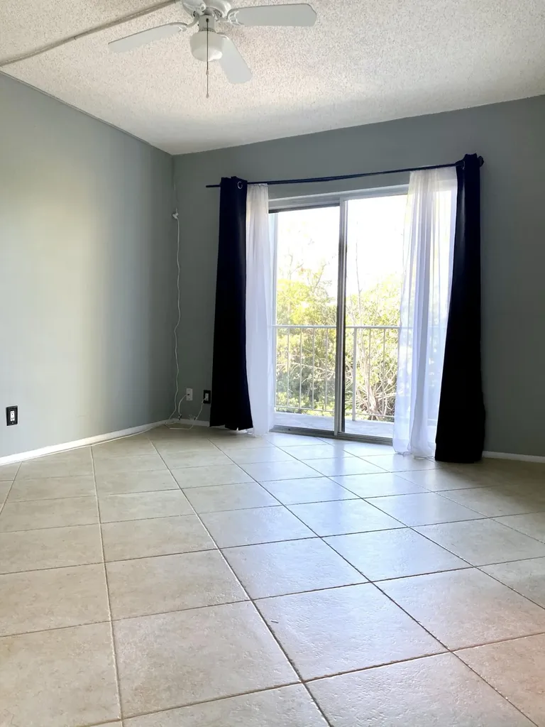 1407 NE 56th Street Fort Lauderdale FL 33334