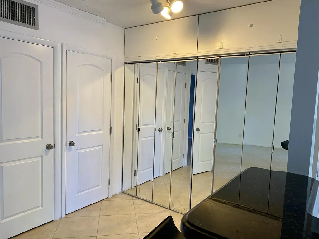 1407 NE 56th Street Fort Lauderdale FL 33334
