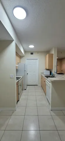 5032 Lantana Road Lake Worth FL 33463