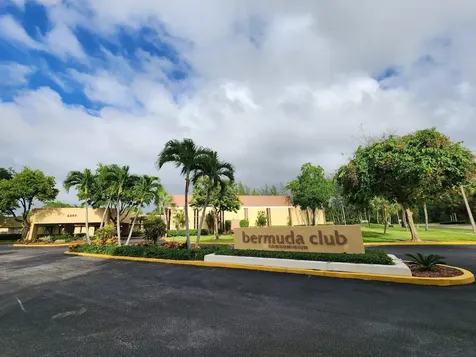 5851 NW 62nd Avenue Tamarac FL 33319