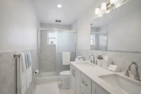 4490 NW 43rd Street Lauderdale Lakes FL 33319