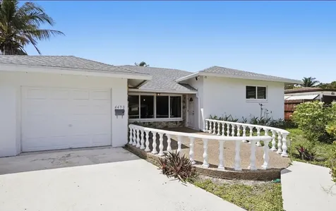 4490 NW 43rd Street Lauderdale Lakes FL 33319