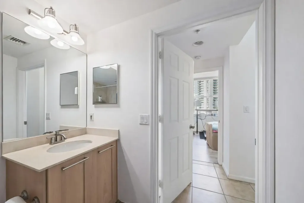 511 SE 5 Avenue Fort Lauderdale FL 33301