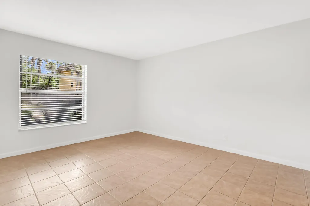 490 NW 20th Street Boca Raton FL 33431