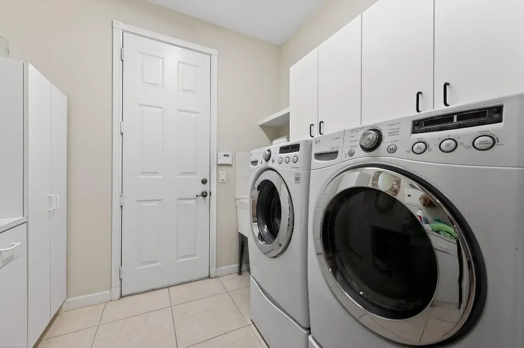 9430 Lantern Bay Circle West Palm Beach FL 33411
