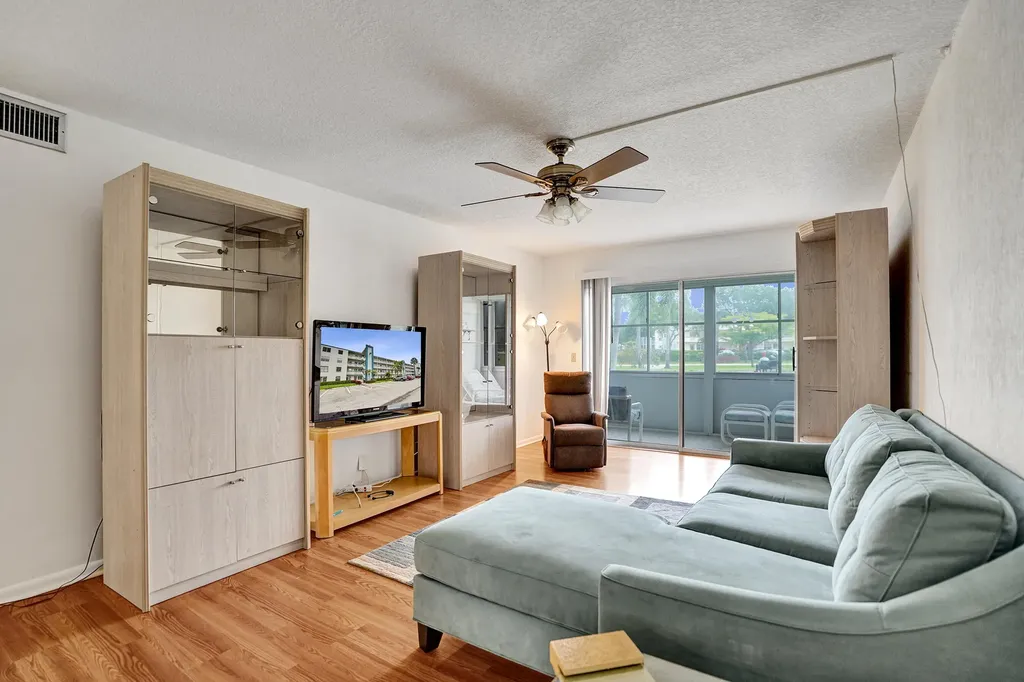 1020 Lincoln Boca Raton FL 33434