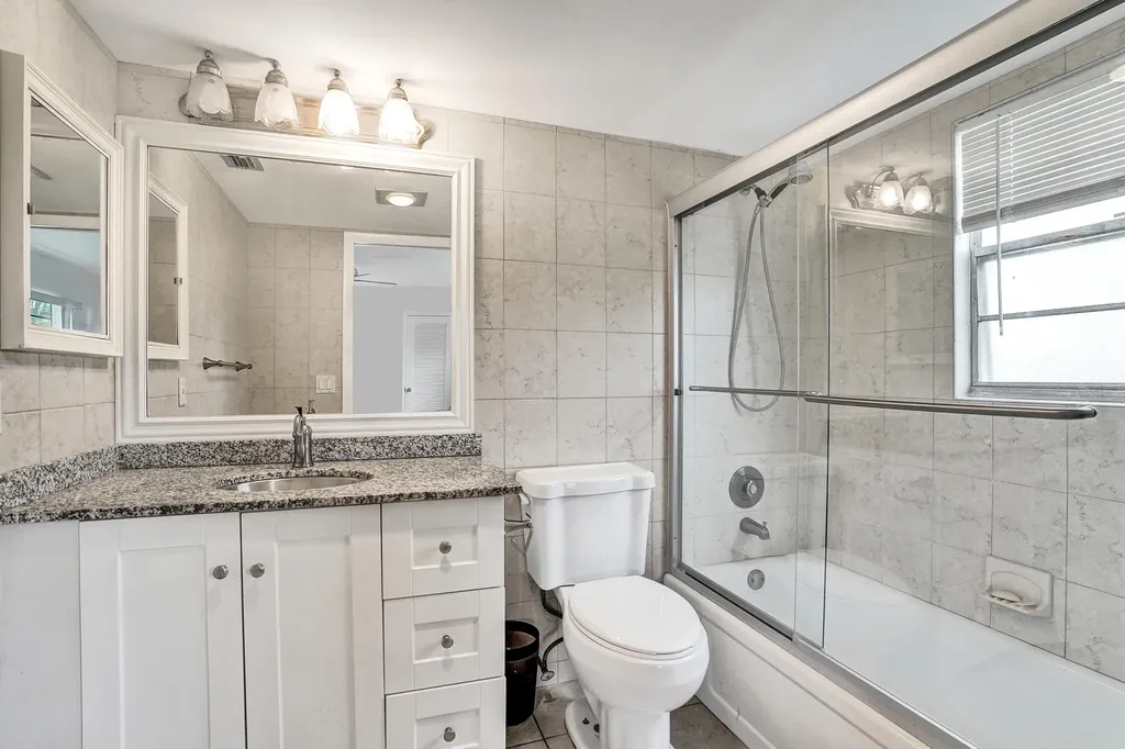 1020 Lincoln Boca Raton FL 33434