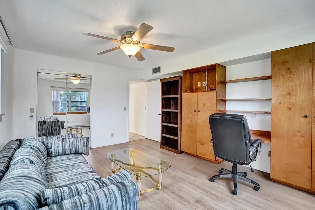 1020 Lincoln Boca Raton FL 33434