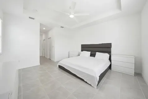 2324 NW 130th Street Miami FL 33167