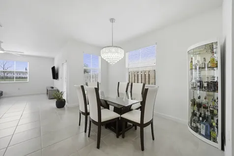 2324 NW 130th Street Miami FL 33167