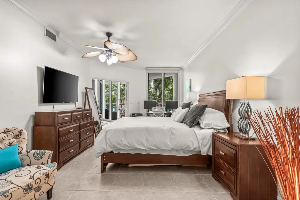 500 SE Mizner Boulevard Boca Raton FL 33432
