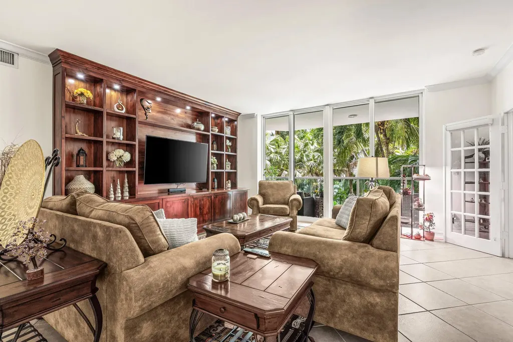 500 SE Mizner Boulevard Boca Raton FL 33432