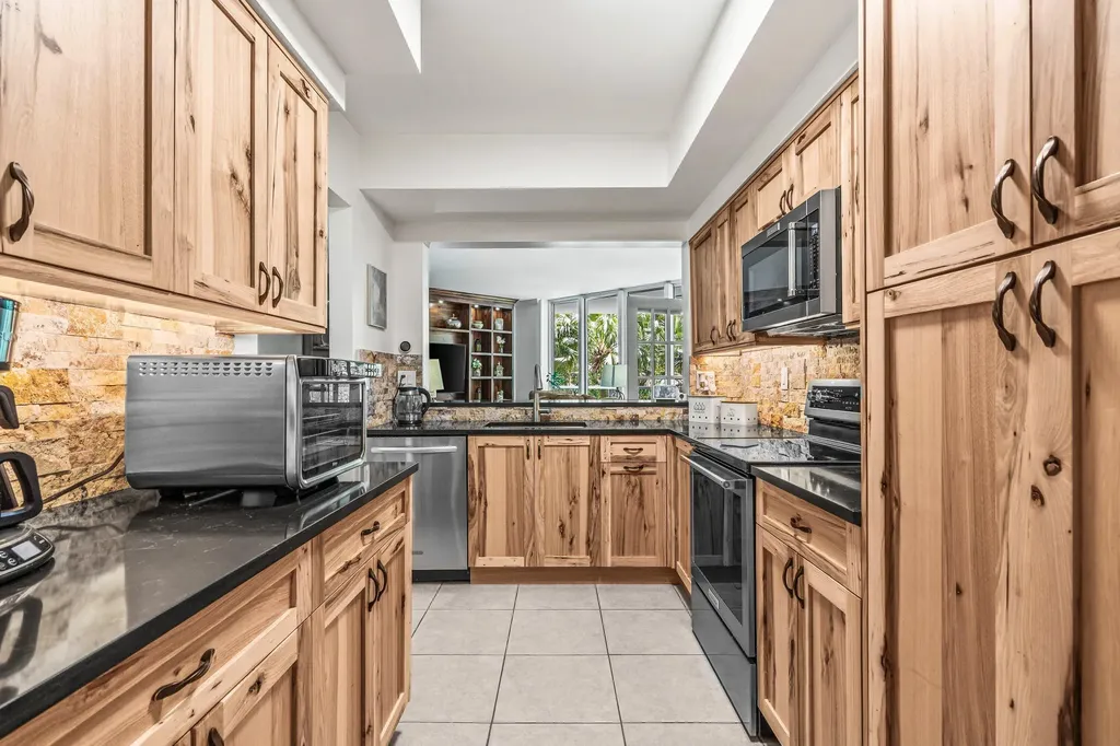 500 SE Mizner Boulevard Boca Raton FL 33432