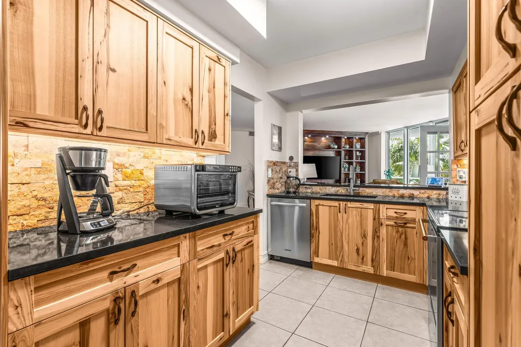 500 SE Mizner Boulevard Boca Raton FL 33432