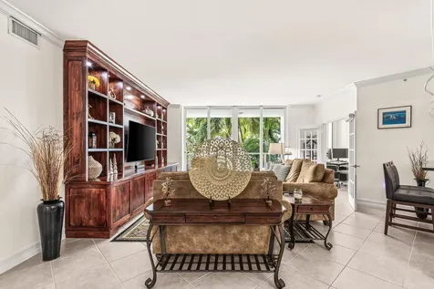 500 SE Mizner Boulevard Boca Raton FL 33432
