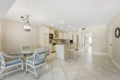 2701 Ocean Drive Vero Beach FL 32963