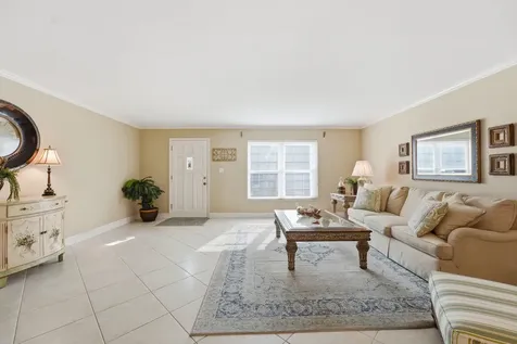 2701 Ocean Drive Vero Beach FL 32963