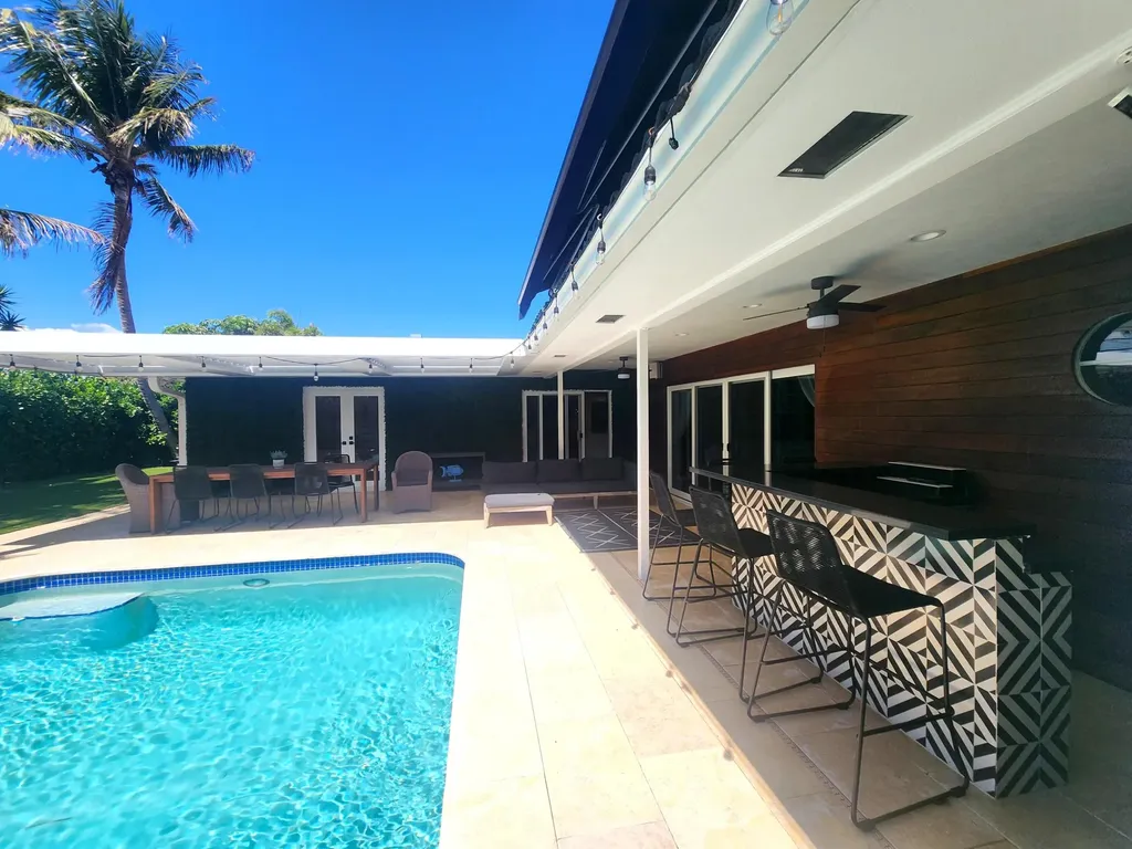 3481 NE 31st Avenue Lighthouse Point FL 33064