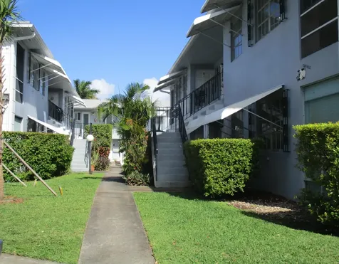3720 Harrison Street Hollywood FL 33021