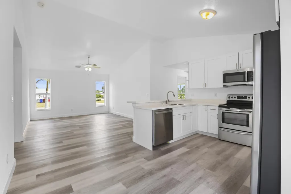 224 16th Place SW Vero Beach FL 32962
