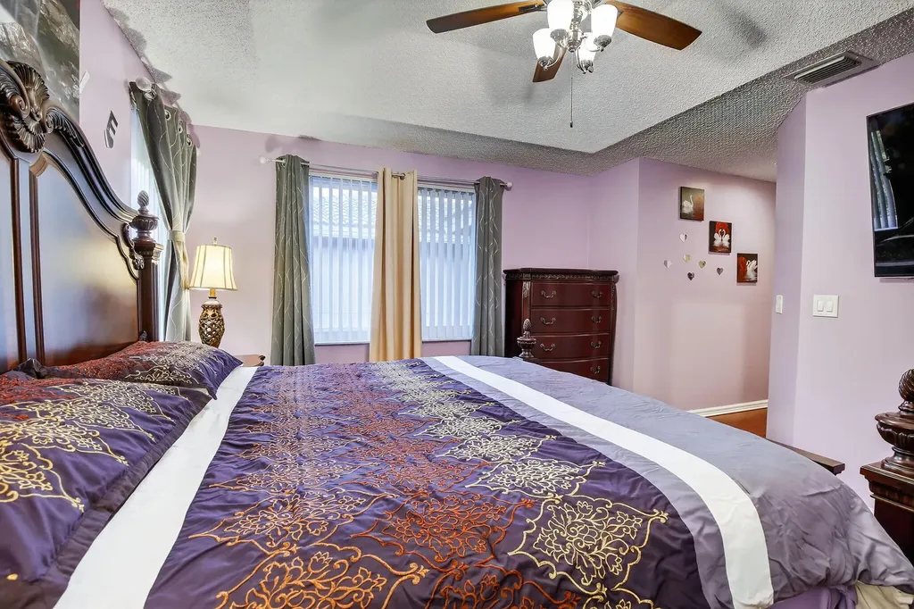 5449 NW 95th Avenue Sunrise FL 33351