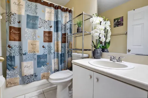 5449 NW 95th Avenue Sunrise FL 33351