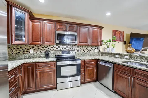 5449 NW 95th Avenue Sunrise FL 33351