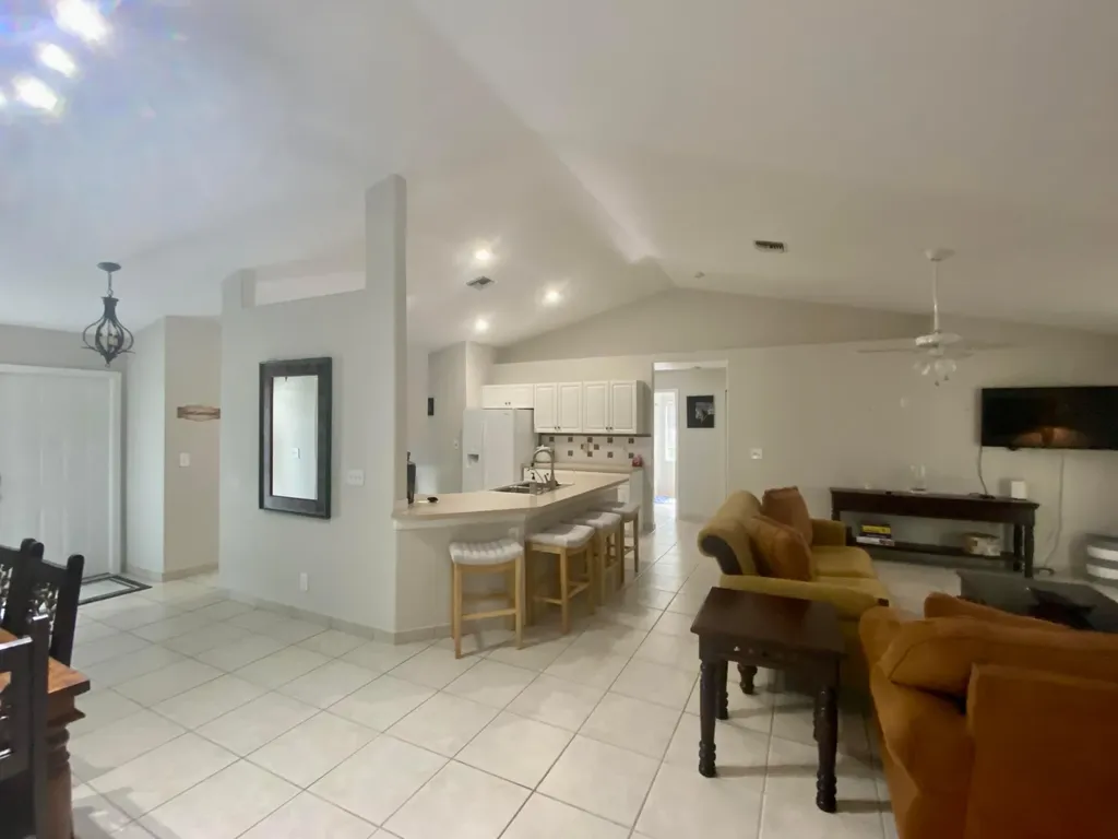 1094 Raintree Lane Wellington FL 33414