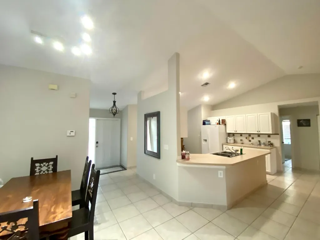 1094 Raintree Lane Wellington FL 33414