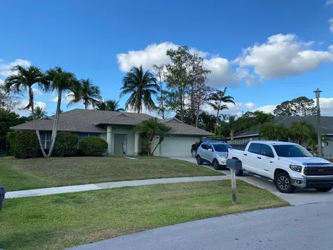 1094 Raintree Lane Wellington FL 33414