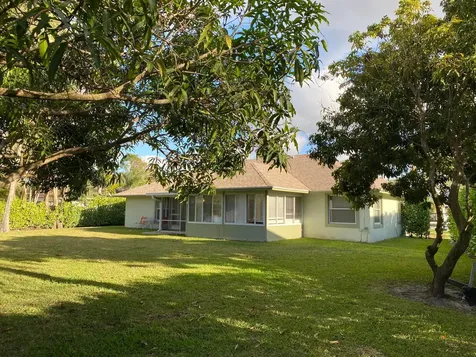 1094 Raintree Lane Wellington FL 33414