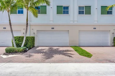 3024 Franklin Place Palm Beach Gardens FL 33418