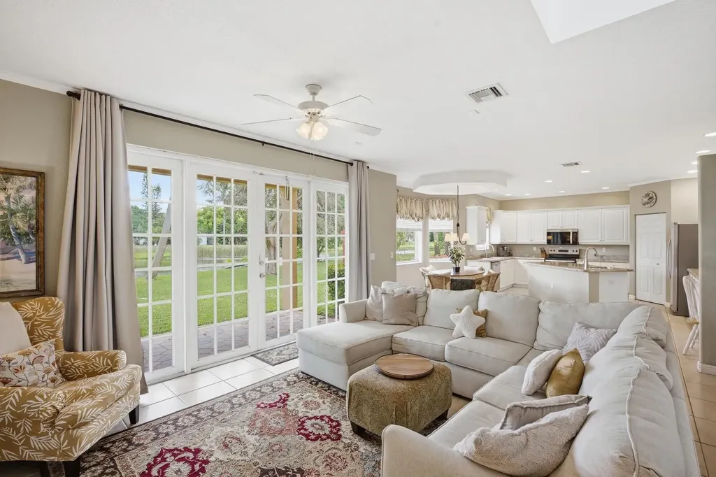 2462 Westmont Place Royal Palm Beach FL 33411