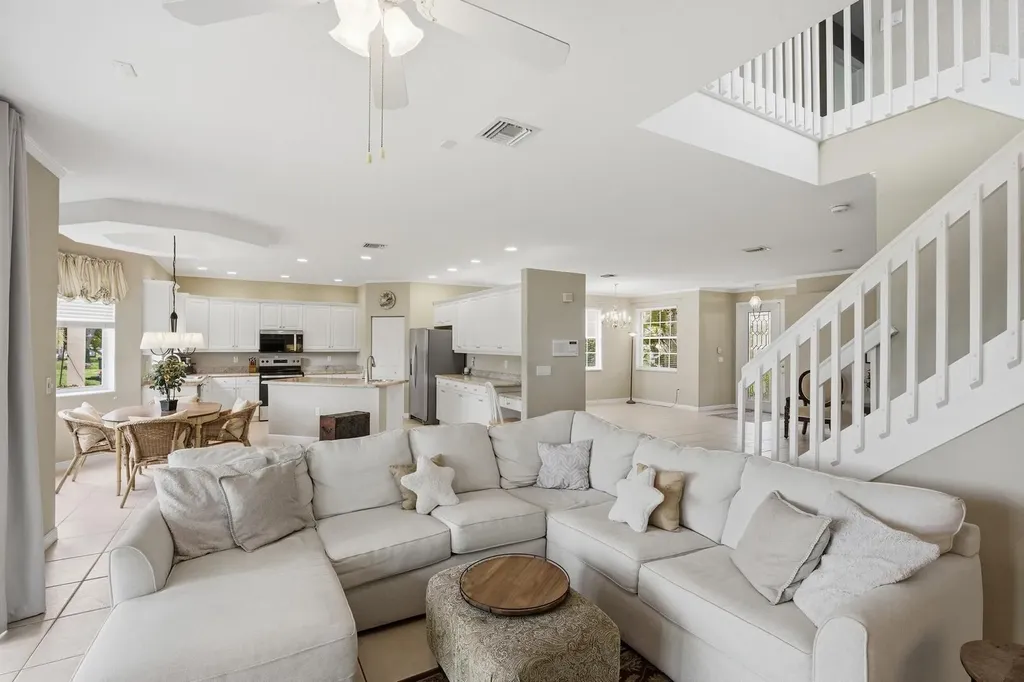 2462 Westmont Place Royal Palm Beach FL 33411