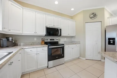 2462 Westmont Place Royal Palm Beach FL 33411