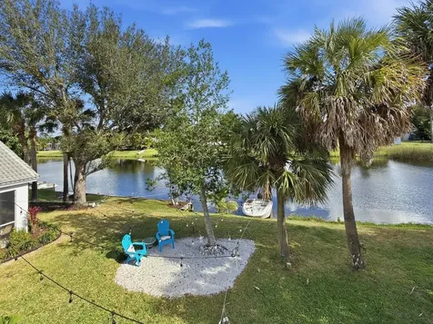 2462 Westmont Place Royal Palm Beach FL 33411