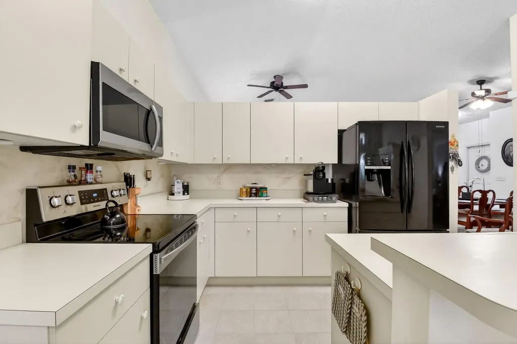 8038 Stirrup Cay Court Boynton Beach FL 33436