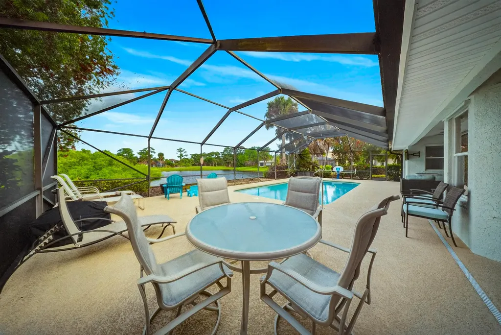 542 SW Sanctuary Drive Port St Lucie FL 34986