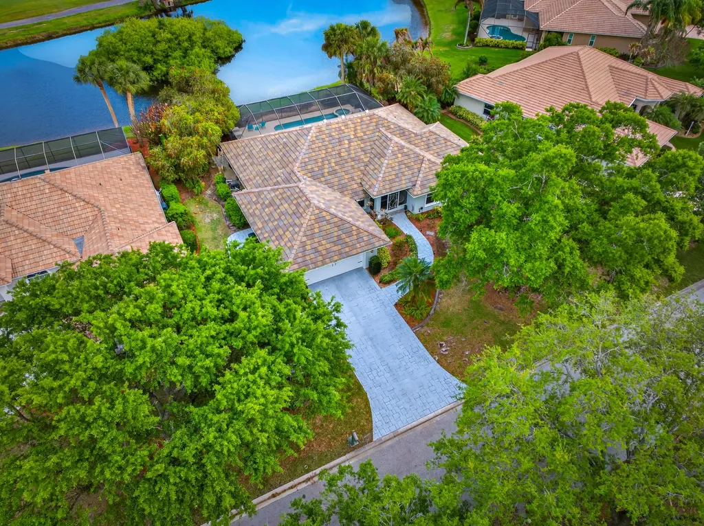 542 SW Sanctuary Drive Port St Lucie FL 34986