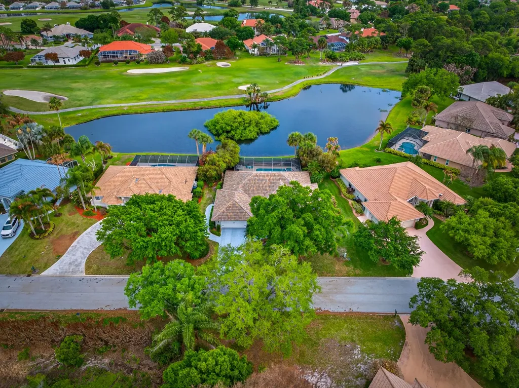 542 SW Sanctuary Drive Port St Lucie FL 34986
