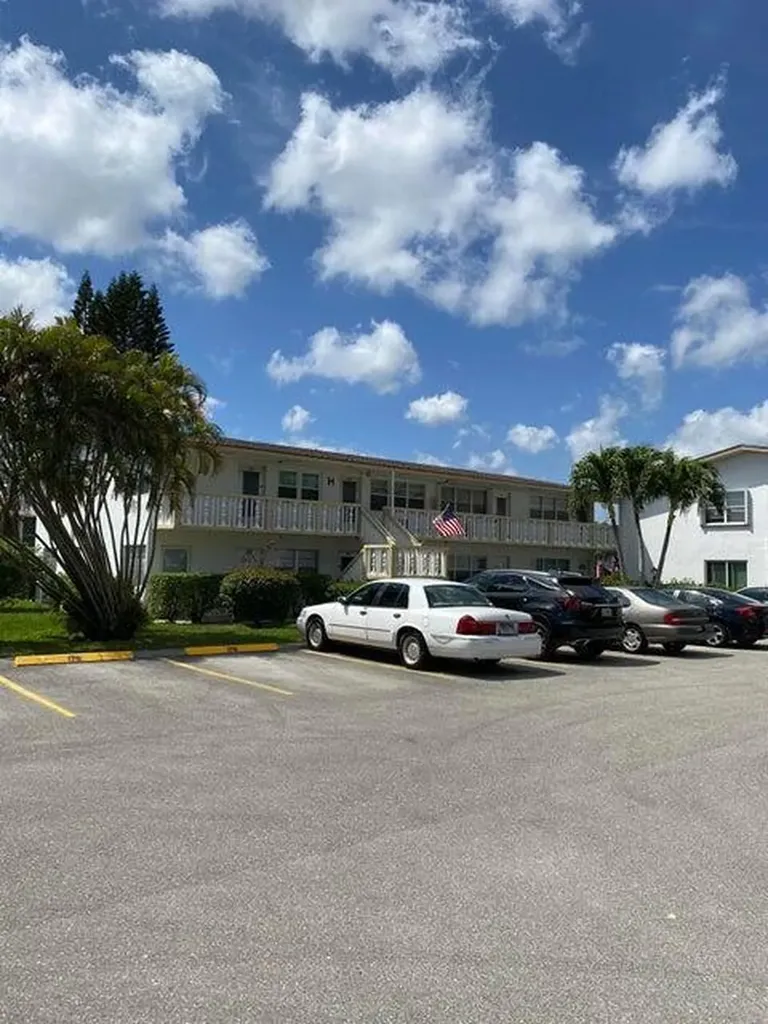 190 Easthampton H West Palm Beach FL 33417